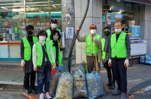 경주시 황성동, 자연보호협의회 주거단지 상가지역 일대 환경정화