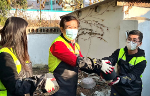 경북문화관광공사, 취약계층에 `사랑의 연탄` 배달 