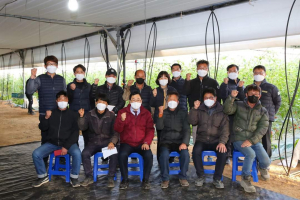 주낙영 경주시장, 안강읍 사방리 `토마토. 멜론 재배농가` 작목반 회원들과 소통행정 이어가