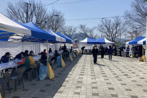 경주시 서면 `나눔 오늘보다 내일’ 봉사회 짜장면 나눔