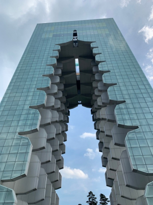 돈먹는 하마, 누가 키울것인가?