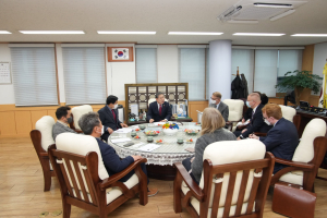 경주시의회, 주한 핀란드 대사와 에우라요키 시장과 원전관련 상호 의견 나눠