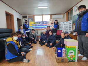 경주시 동천동, 청년회와 함께하는 ‘정월대보름 부럼깨기’ 행사 개최