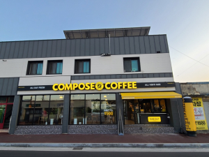 빛나는 미소와 친절, `COMPOSE coffee 경주원효로점`