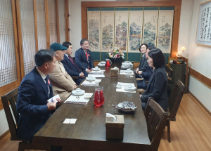 주낙영 경주시장, 유국희 원안위원장 만나 `삼중수소 누출 대책 등` 현안사업 논의