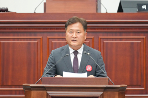 경주시의회, 정희택 의원 ˝공동주택 경로당 관리와 미등록 경로당 지원 확대 제안˝