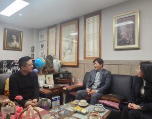 경주교육지원청, 사회복지시설 방문 ˝작은 행복 나눔 따뜻한 이웃사랑의 실천”