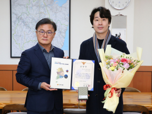 경주시, 시청 공무원 기지로 집단 칼부림 일당 검거