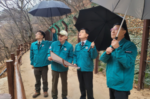 주대영 국립공원공단 이사장, 해빙기 취약지역 경주국립공원 현장 안전점검