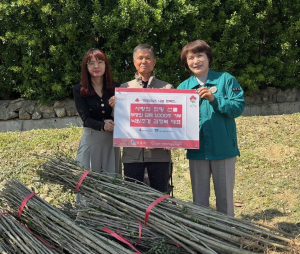 경주시 황남동, 낙원조경 김정복 대표 무궁화 묘목 1,000주 기부