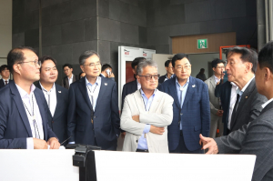 “APEC 성공 개최 총력”… 조현 외교부 장관, 경주서 준비상황 점검