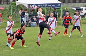 경주서 APEC 회원국 초청 국제 유소년 축구대회 개막