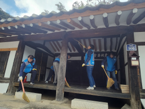 한국가스공사 대경본부,  포항 ‘노동재사’에서 문화유산 돌봄 체험