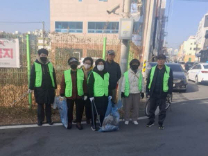 새해에도 계속되는 손길, 황성동 환경정비 활동