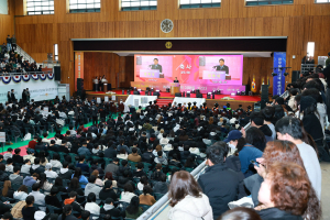 주낙영 경주시장, 동국대 WISE캠퍼스 입학식서 신입생 응원
