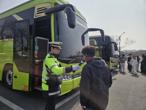 경주경찰서, 봄 행락철 전세버스 합동점검 실시