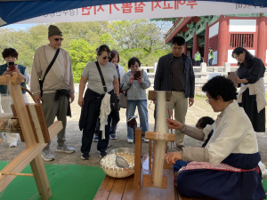 (사)경북문화관광진흥원 주관,  “장롱 속 한복, 일상의 멋으로”…