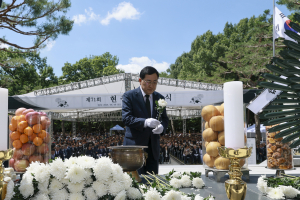 경주 충혼탑서 현충일 추념식…순국선열·호국영령 숭고한 희생 기려
