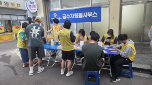 (사)경주시종합자원봉사센터 북경주 거점센터, 어린이 그림그리기대회서 ‘급수부스 운영’ 펼쳐