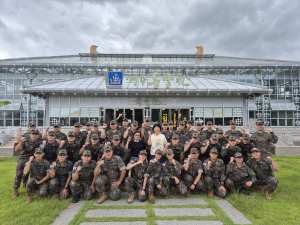 경주 동궁원, 경주대대 장병 초청 견학 운영